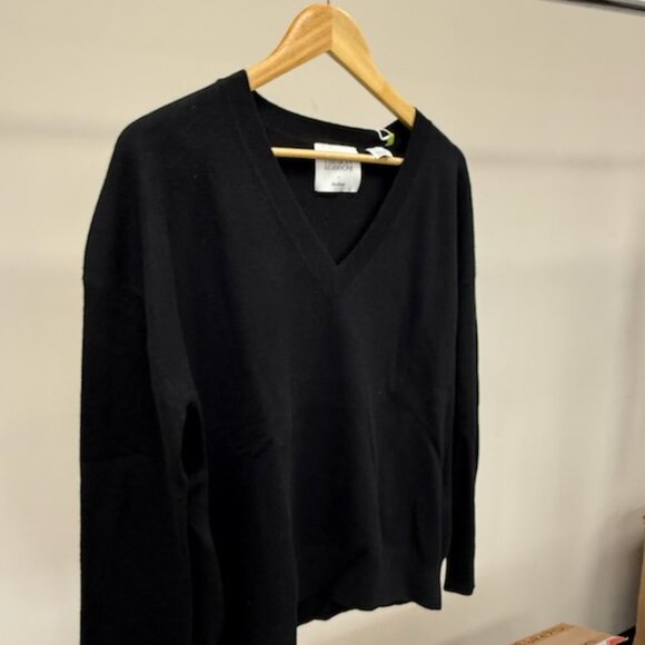 EVERYBODY & EVERYONE Cashmere/ Wool Blend V-Neck Sweater Size 6-8 Black - NWT - Picture 3 of 11